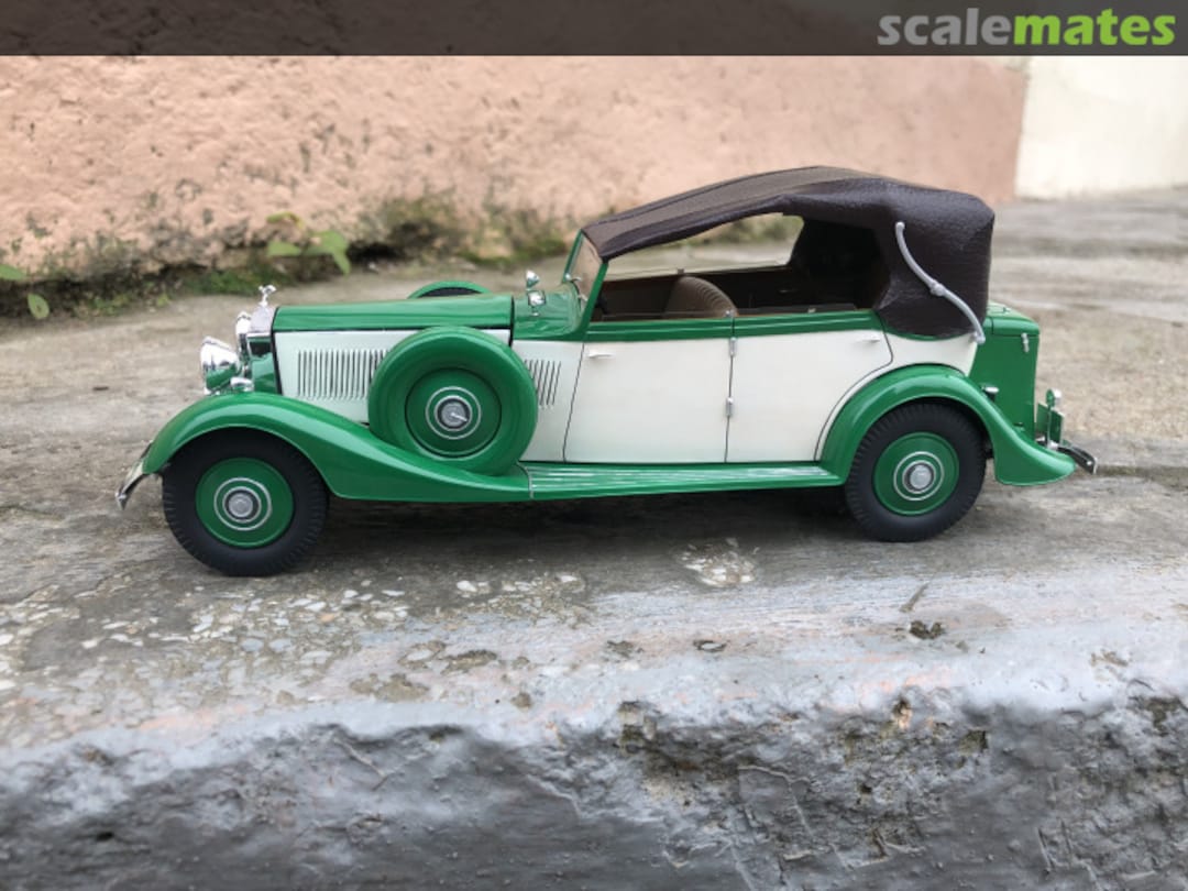 View album, image #1