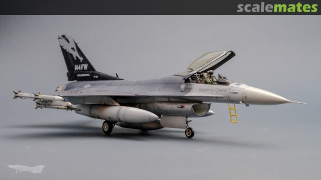 View album, image #1