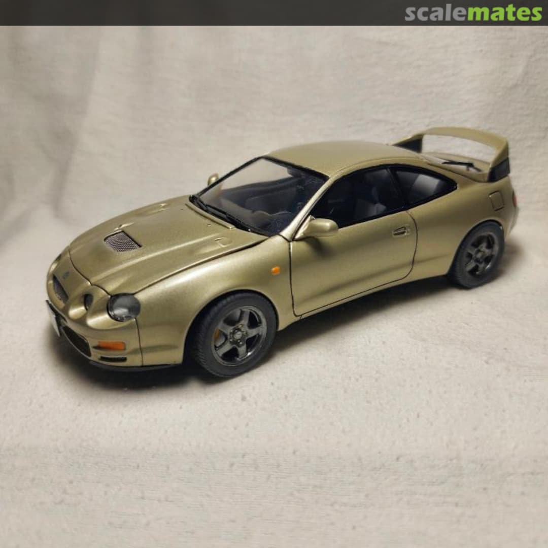 View album, image #1