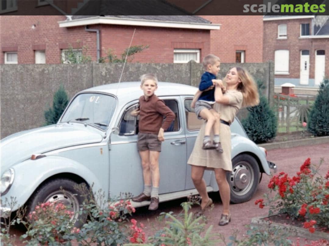 View album, image #1