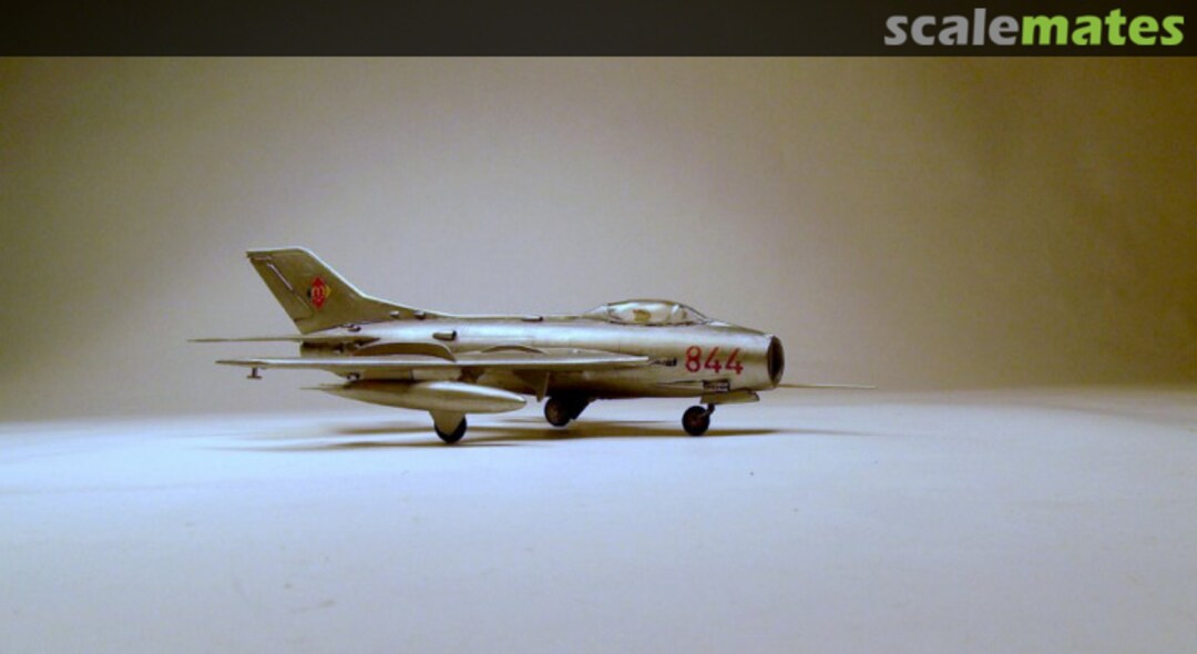 View album, image #1