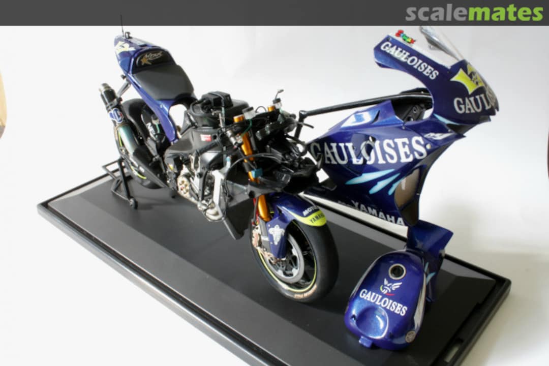 View album, image #3