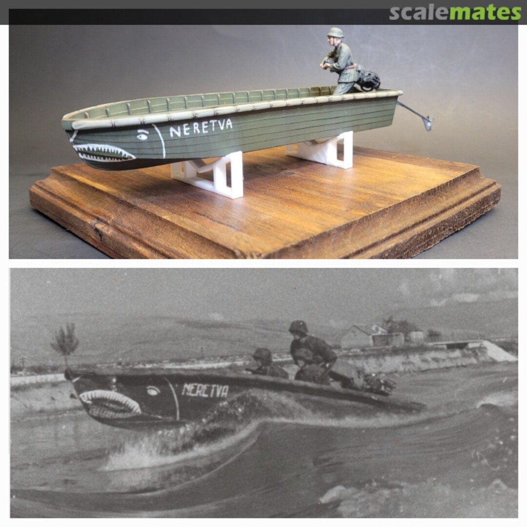 View album, image #1