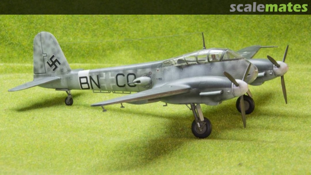 View album, image #1