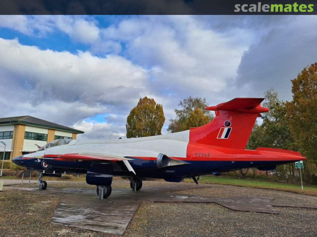 View album, image #1