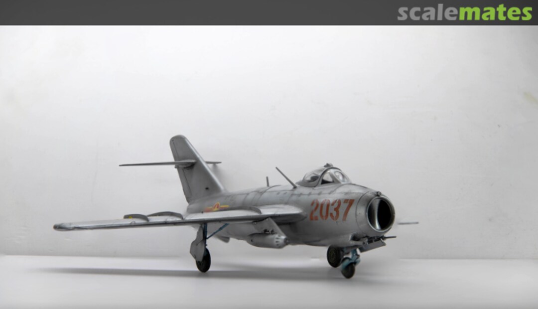 View album, image #4