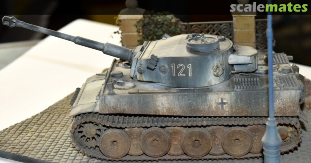 View album, image #1