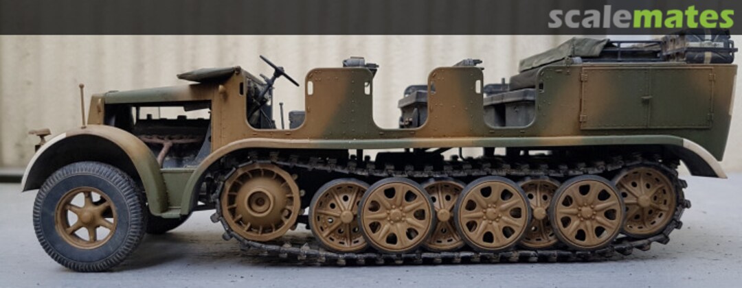 View album, image #11