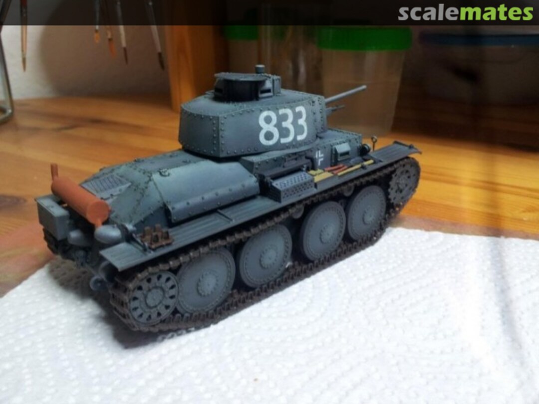 View album, image #1