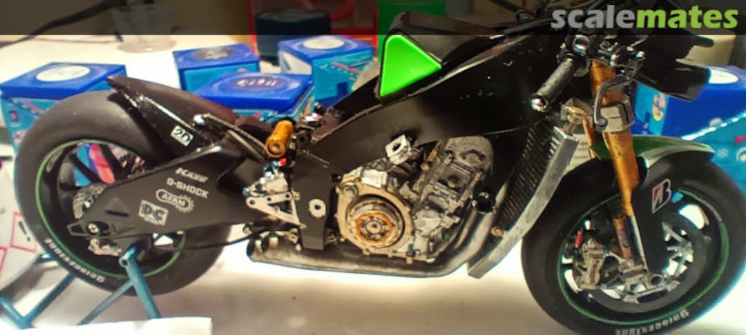 View album, image #1