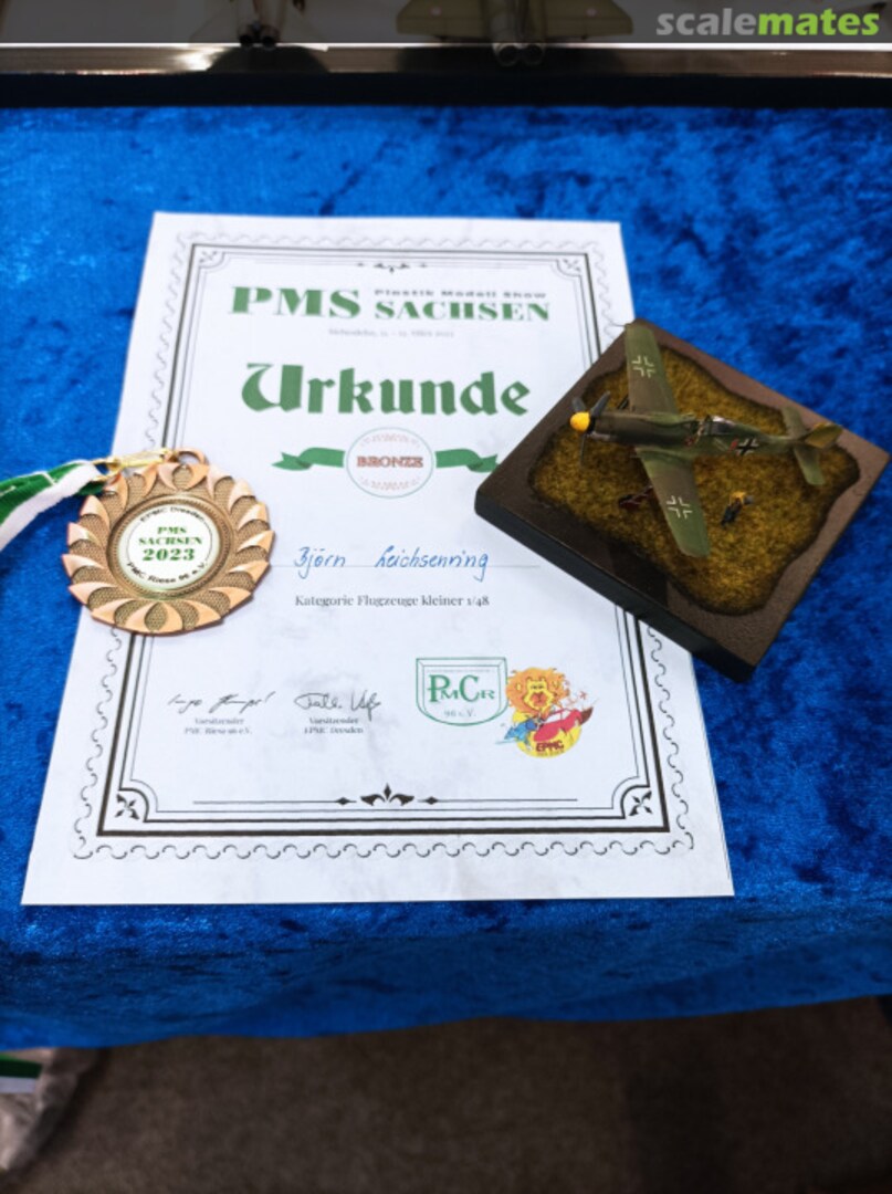 View album, image #15