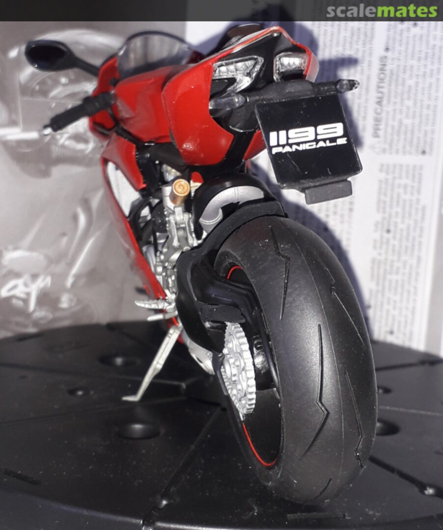 View album, image #1