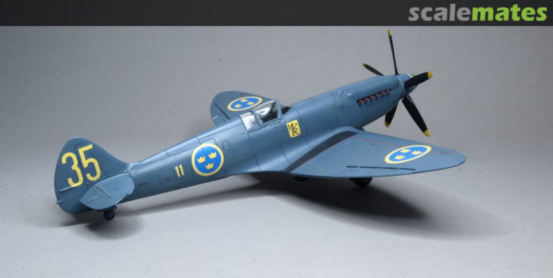 View album, image #1