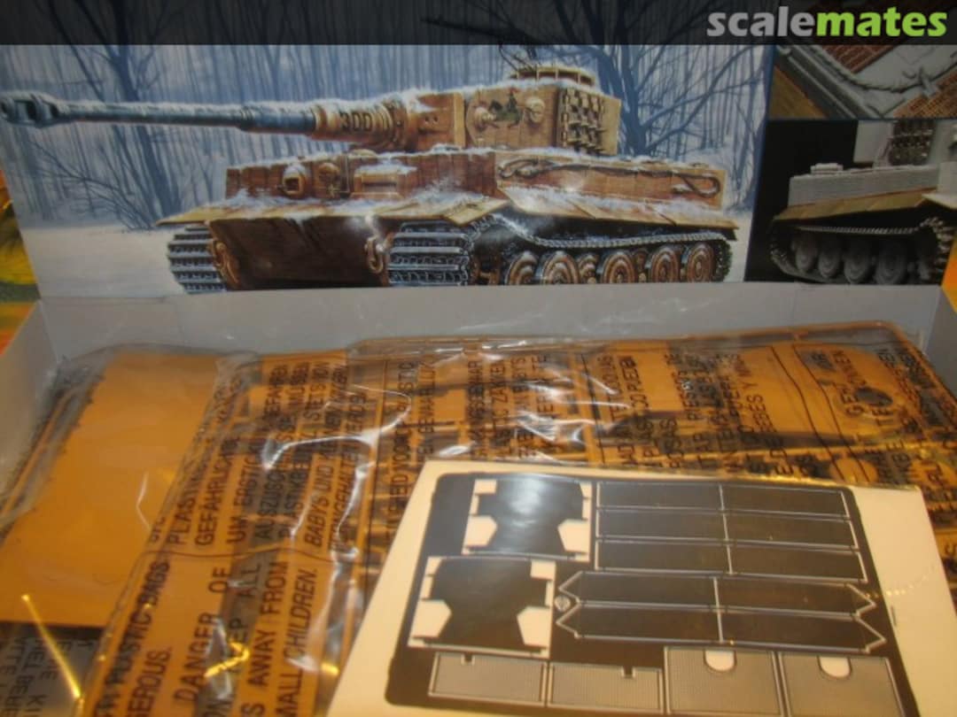 View album, image #1