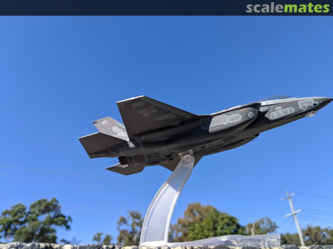 View album, image #2