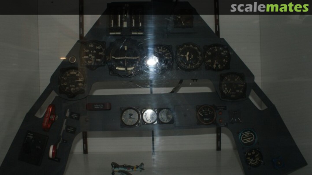 View album, image #1