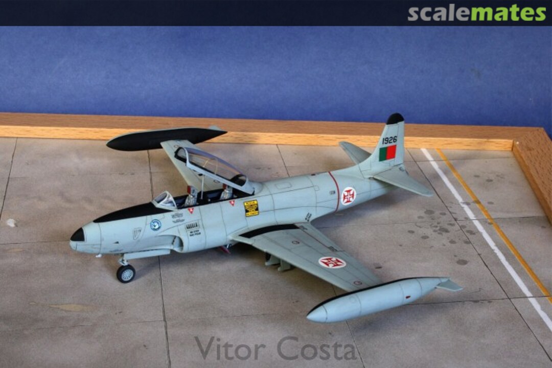 View album, image #1