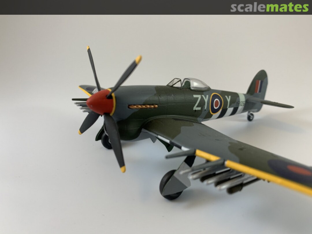 View album, image #1