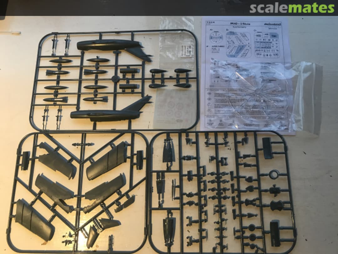 View album, image #1