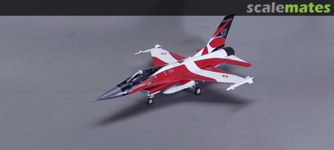 View album, image #1