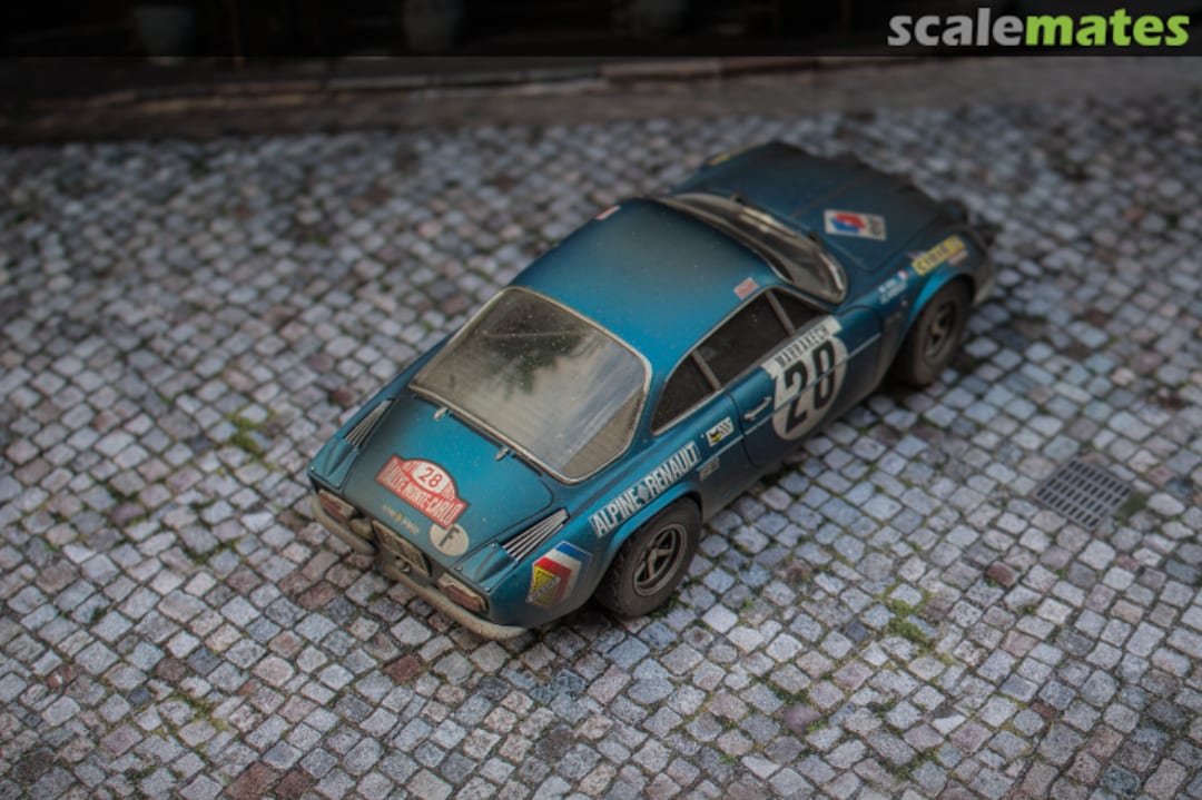 View album, image #1