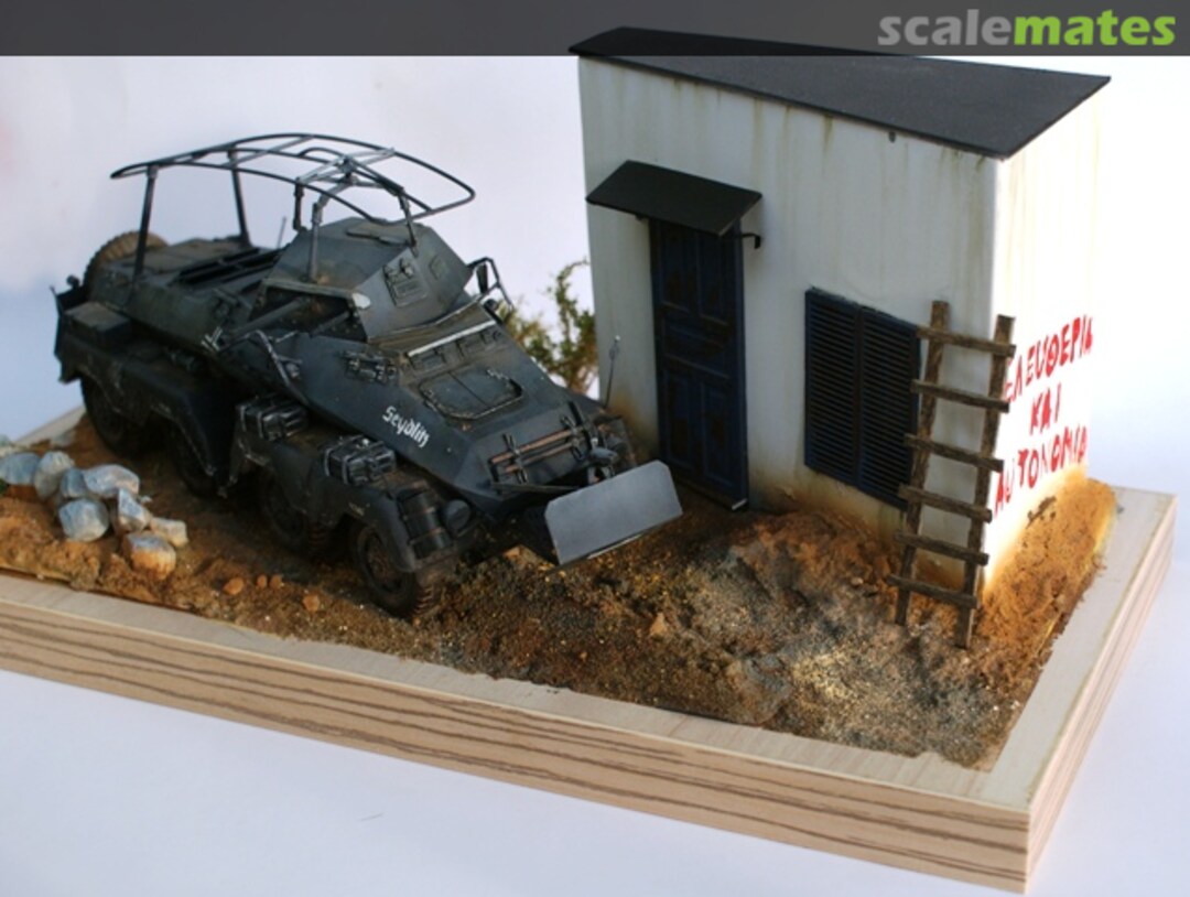 View album, image #1