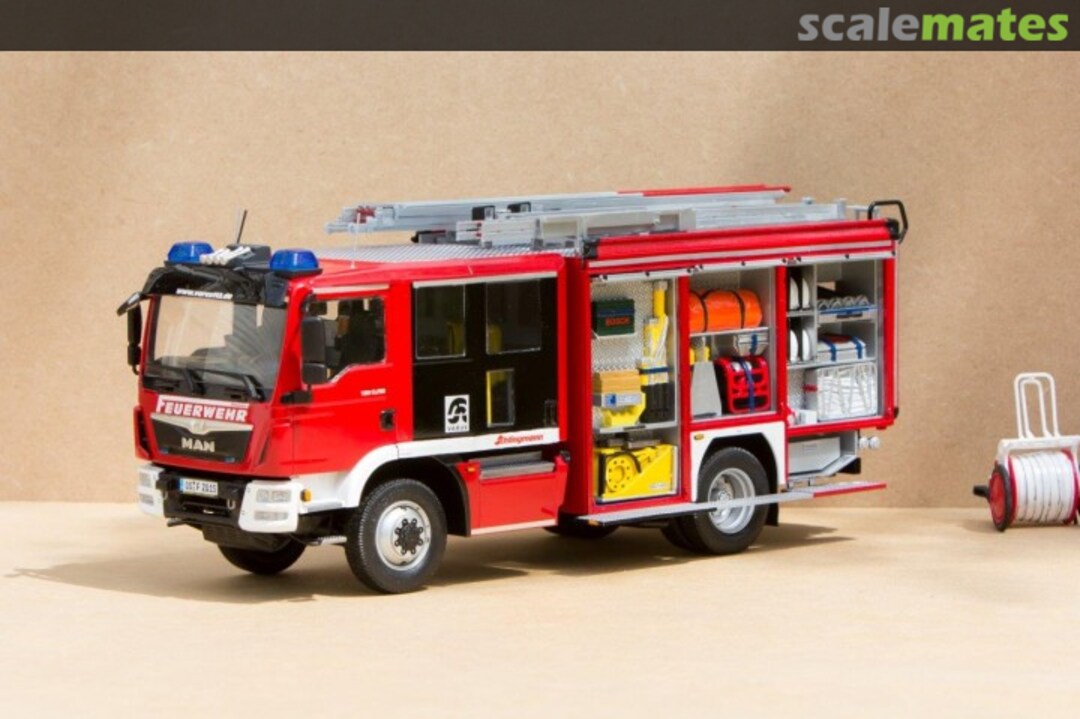 View album, image #11