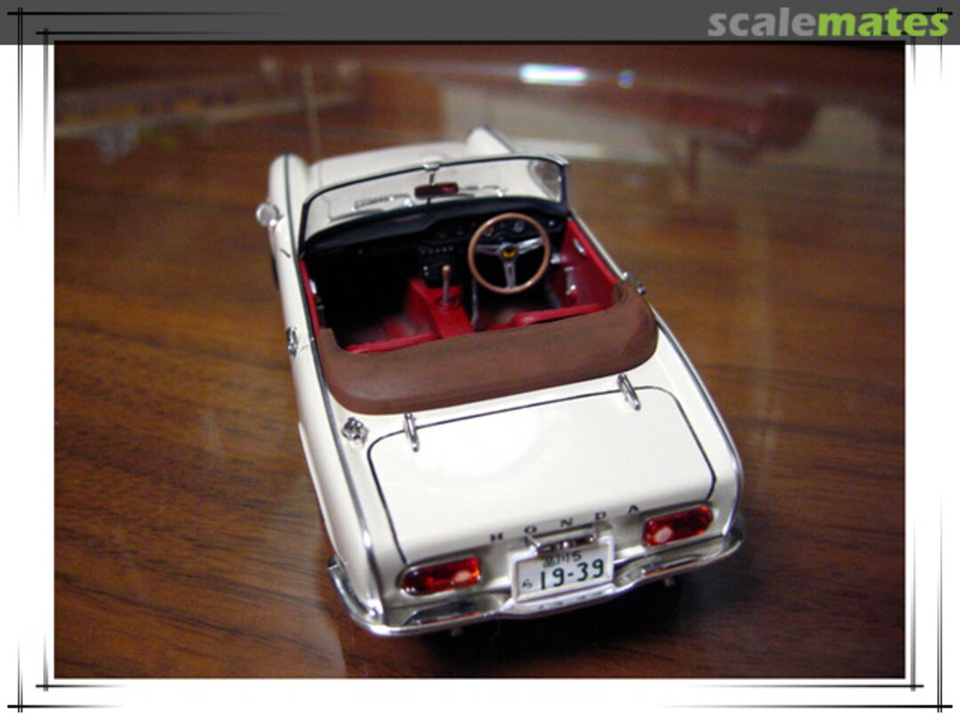 View album, image #1