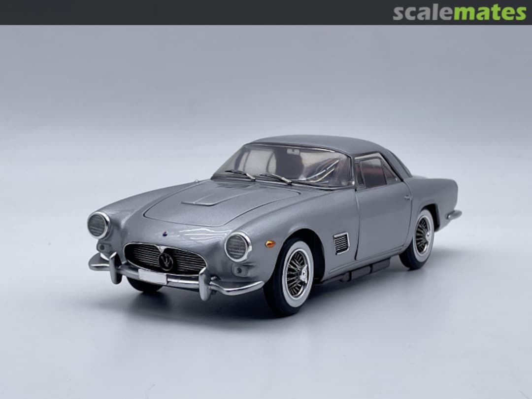 View album, image #1