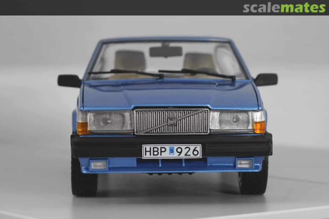 View album, image #1