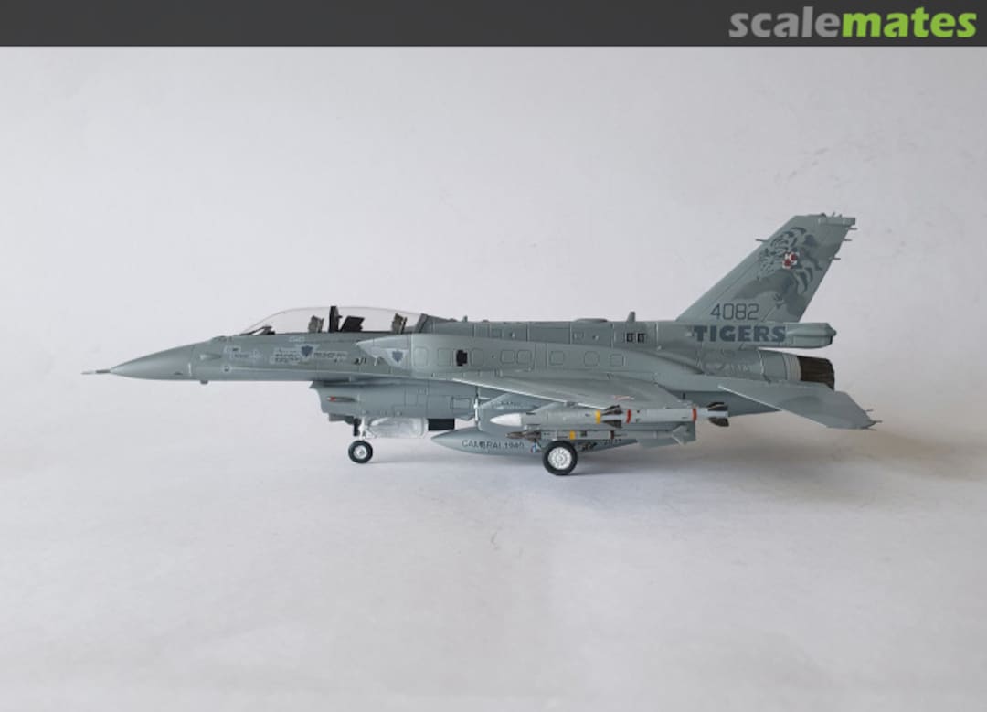 View album, image #7