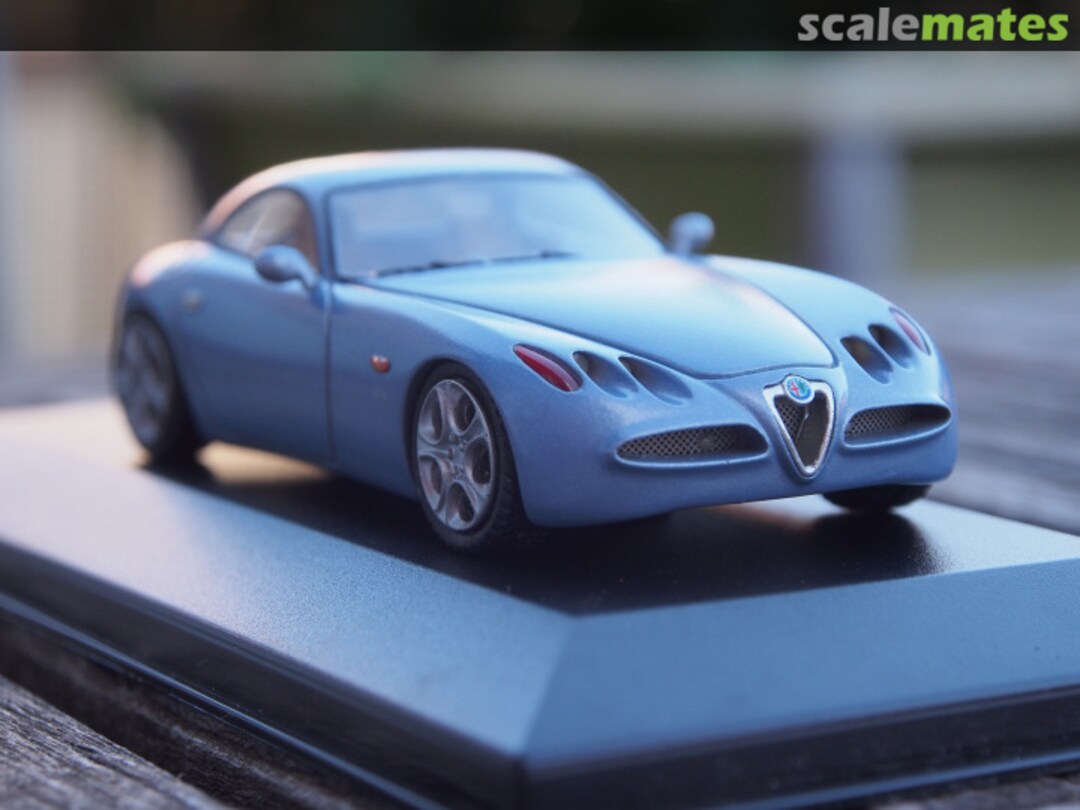 View album, image #10