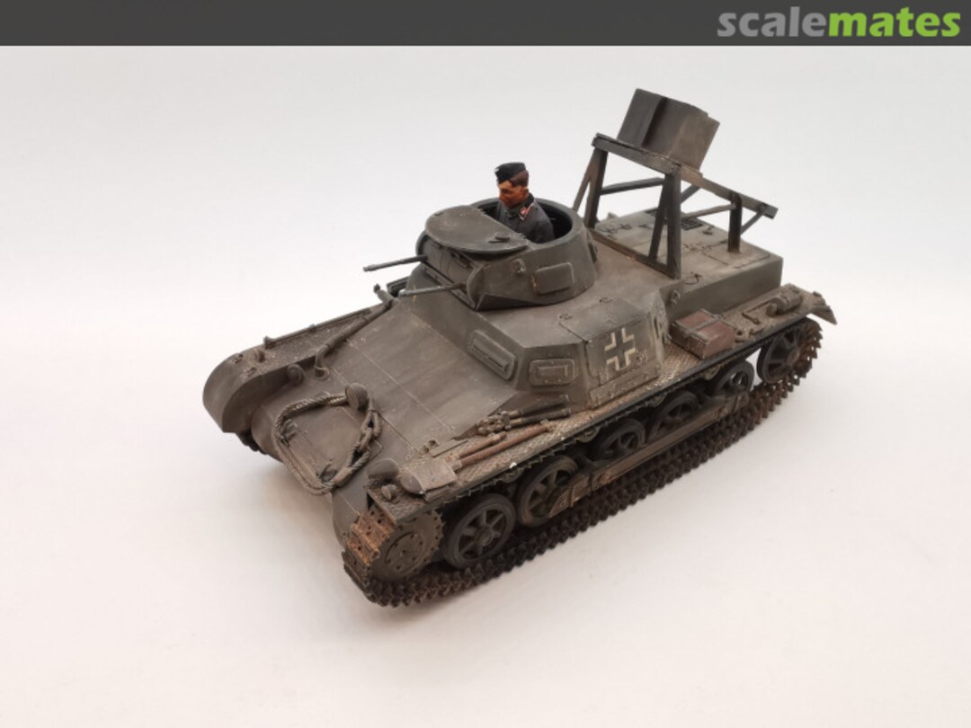 View album, image #1