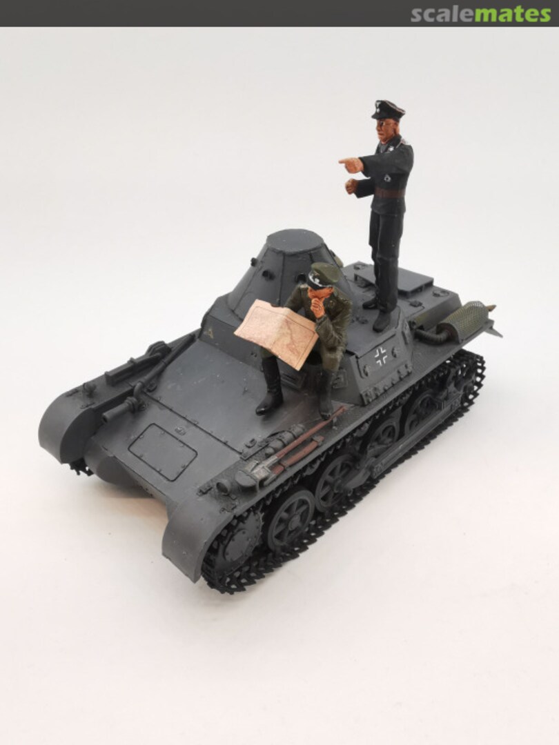 View album, image #1