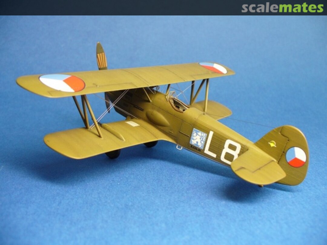 View album, image #1