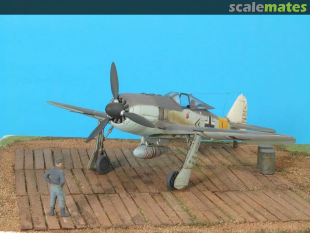 View album, image #1