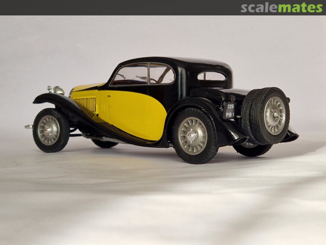 View album, image #1