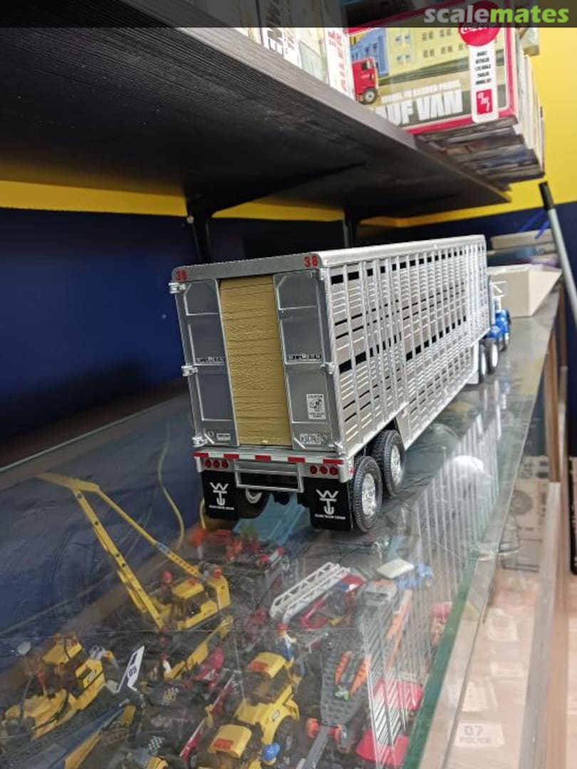 View album, image #1 View album, image #1