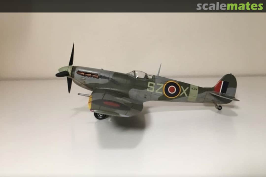 View album, image #1