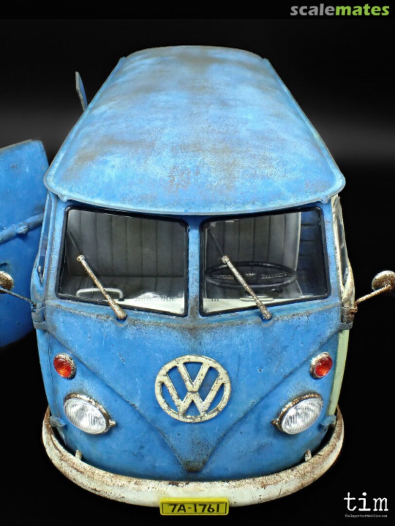 View album, image #1