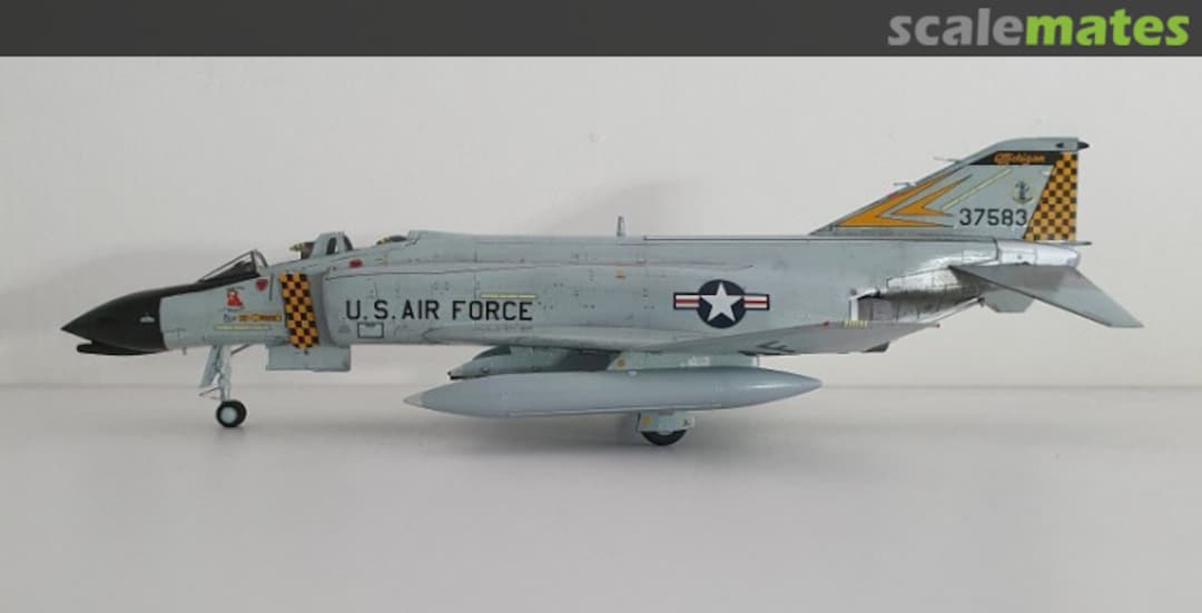 View album, image #1