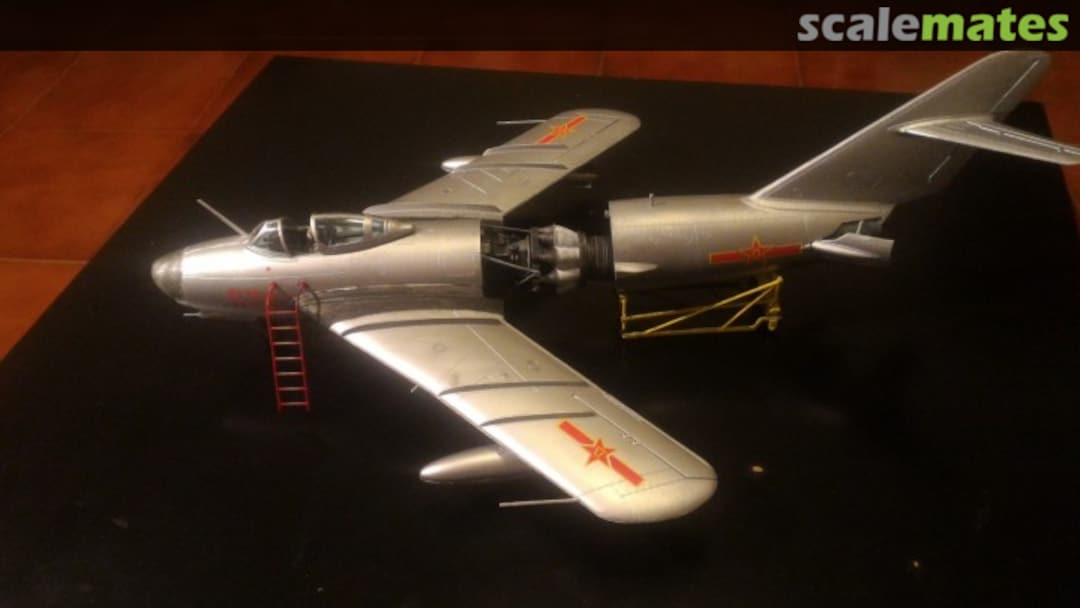 View album, image #1