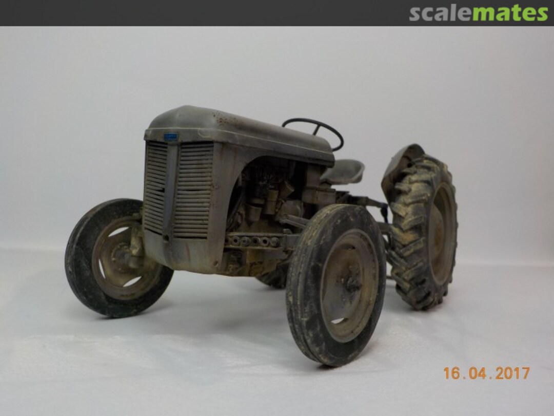 View album, image #1