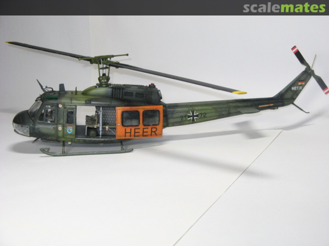 View album, image #1