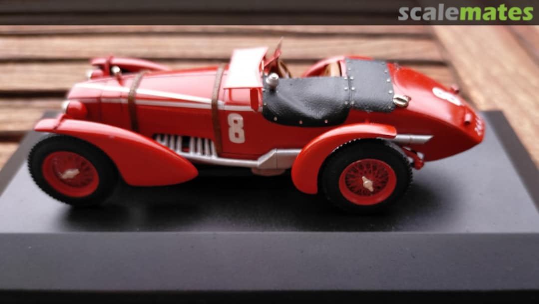 View album, image #1