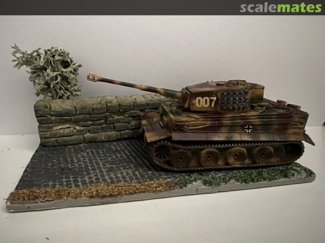 View album, image #1