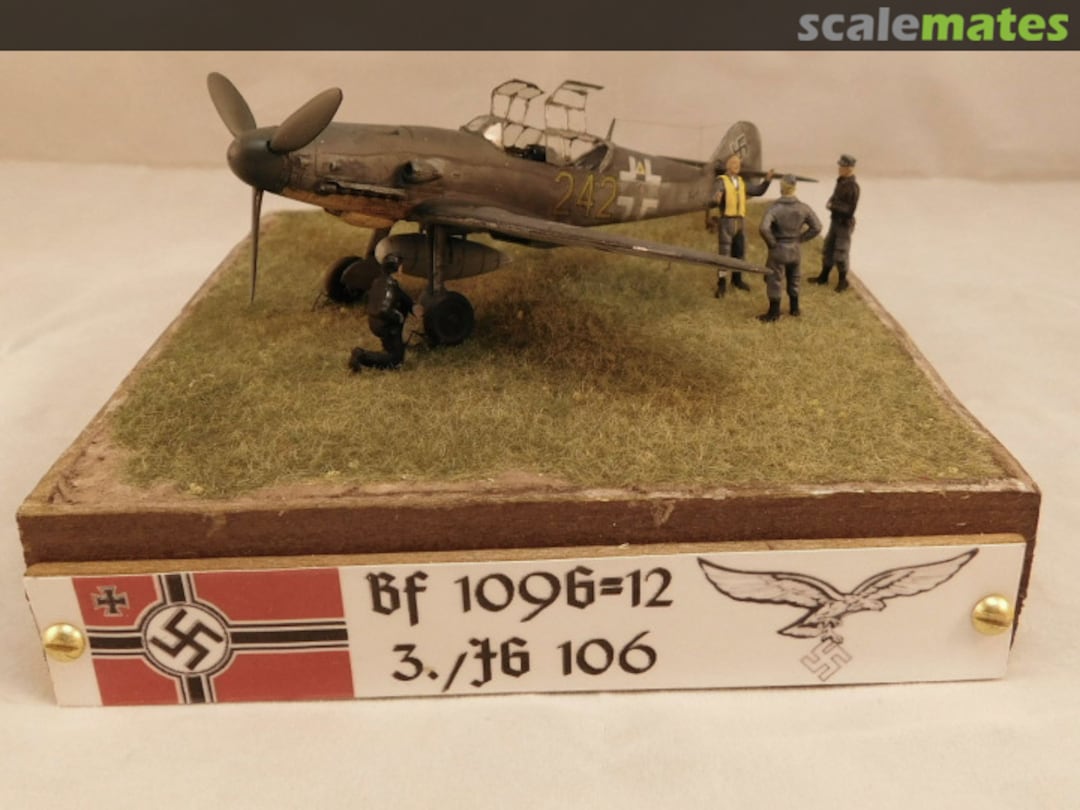 View album, image #19