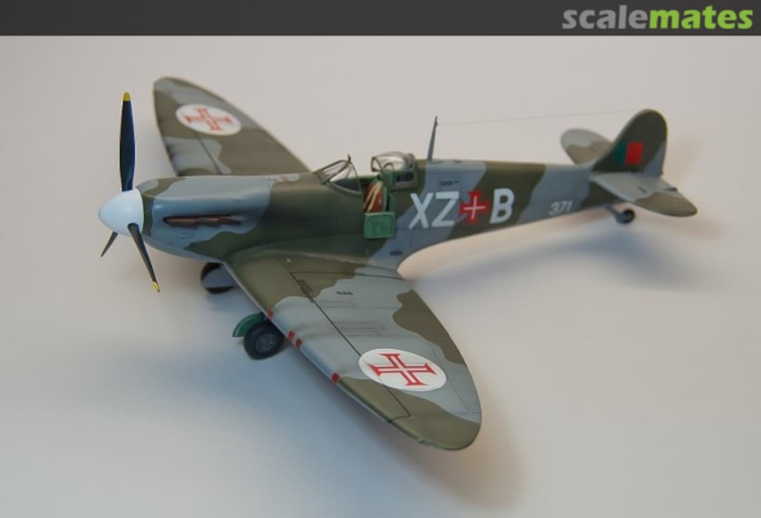 View album, image #1