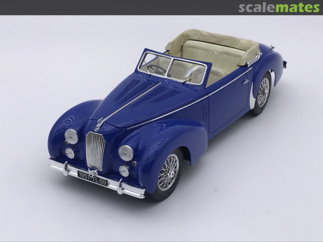 View album, image #1