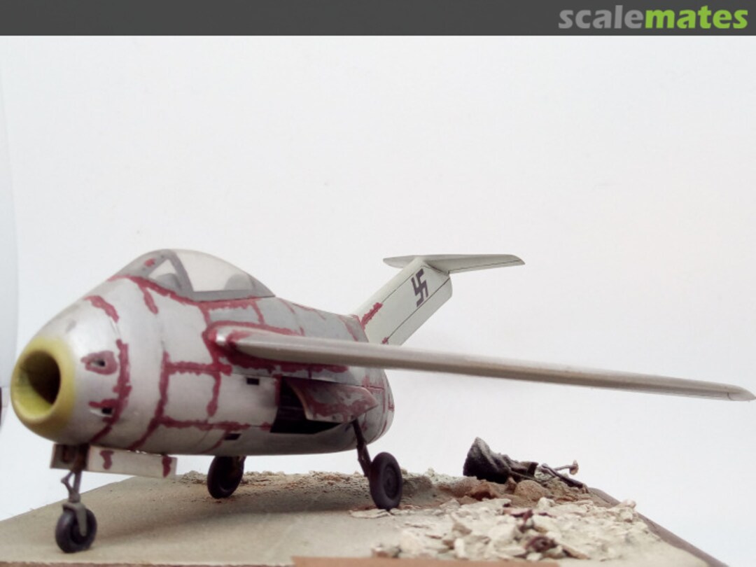 View album, image #1